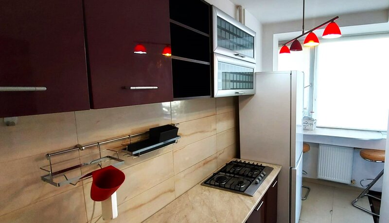Universitate Metrou, de vanzare apartament.